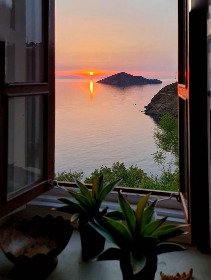 Ivi Beach Front Villa, Leros Vromolithos Exteriér fotografie